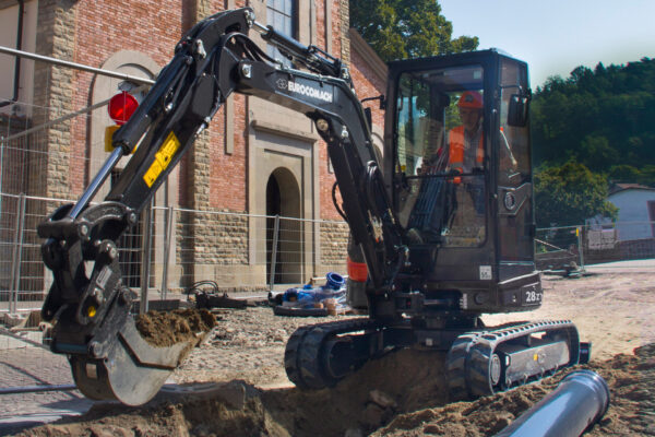 Eurocomach 28zt excavator digging on construction site